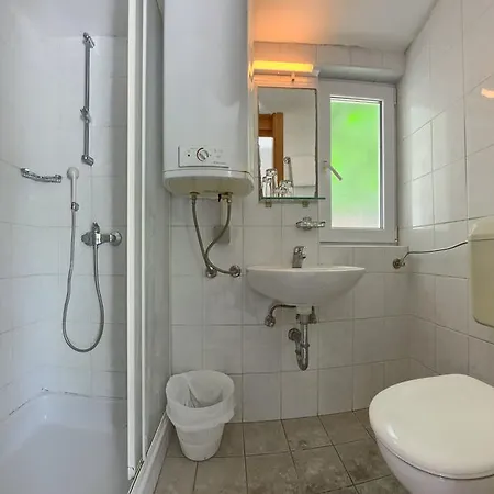 Resnik 2* Kaštel Štafilić